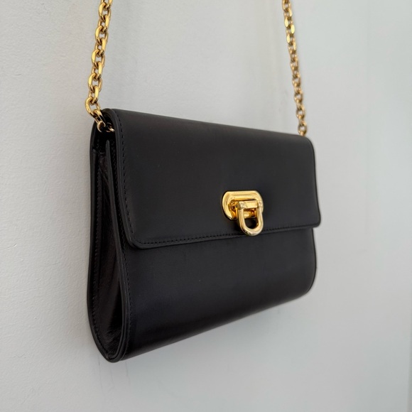 Vintage Holt Renfrew black leather small crossbody clutch bag with gold hardware - Picture 2 of 7